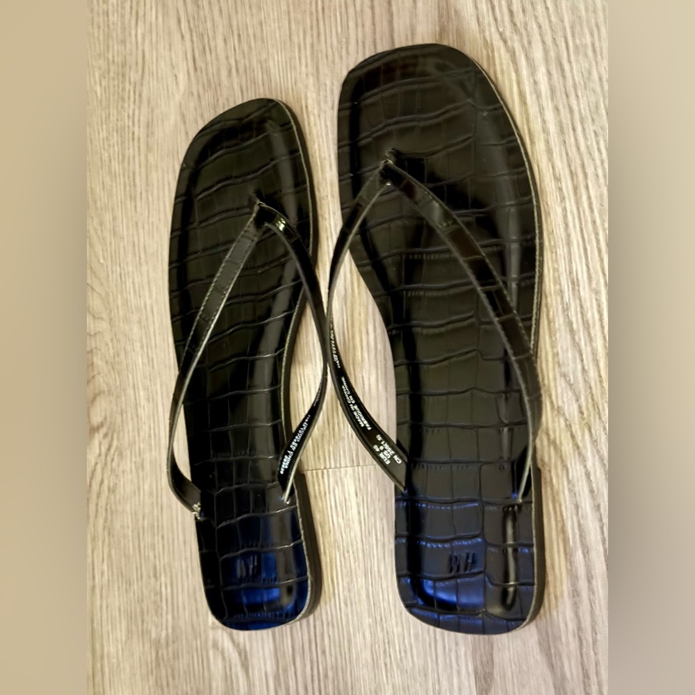 Black Croc-Embossed Flip Flops - Picture 2 of 2